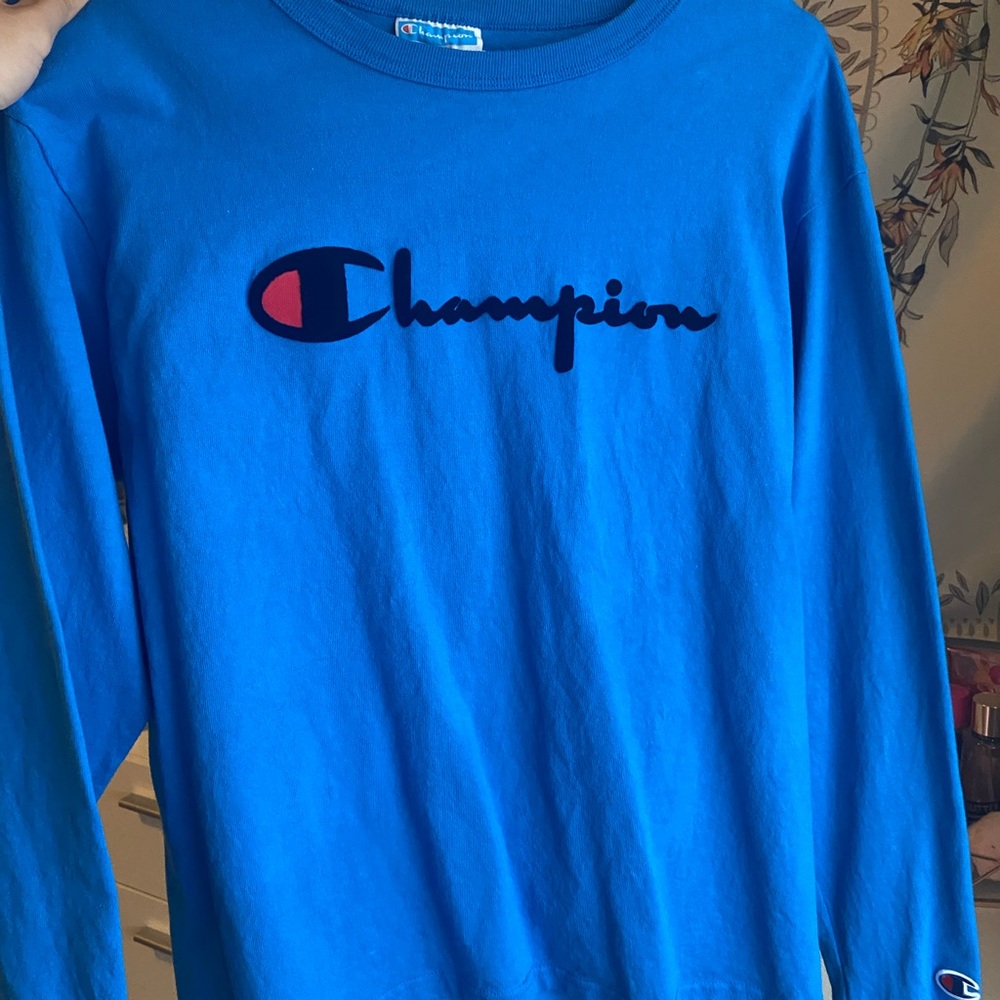 Blue long-sleeve champion tee